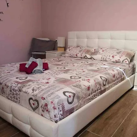 Modern In Shared Pool 65 M² Апартаменты *